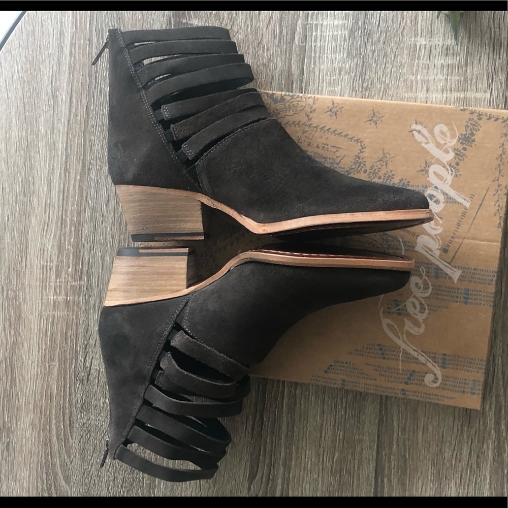 Free People Sloan Ankle BooT , size 38